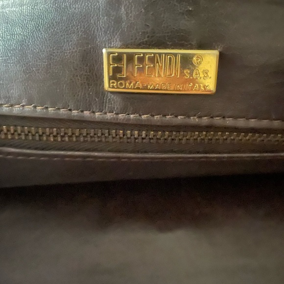 Vintage Canvas Fendi zucca crossbody (orginal strap missing added strap) - Picture 5 of 10